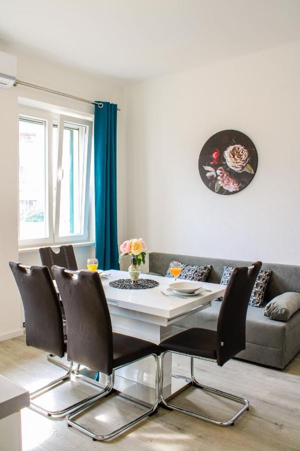 Tonka'S Beautiful Apartment In City Centre Split Exterior foto